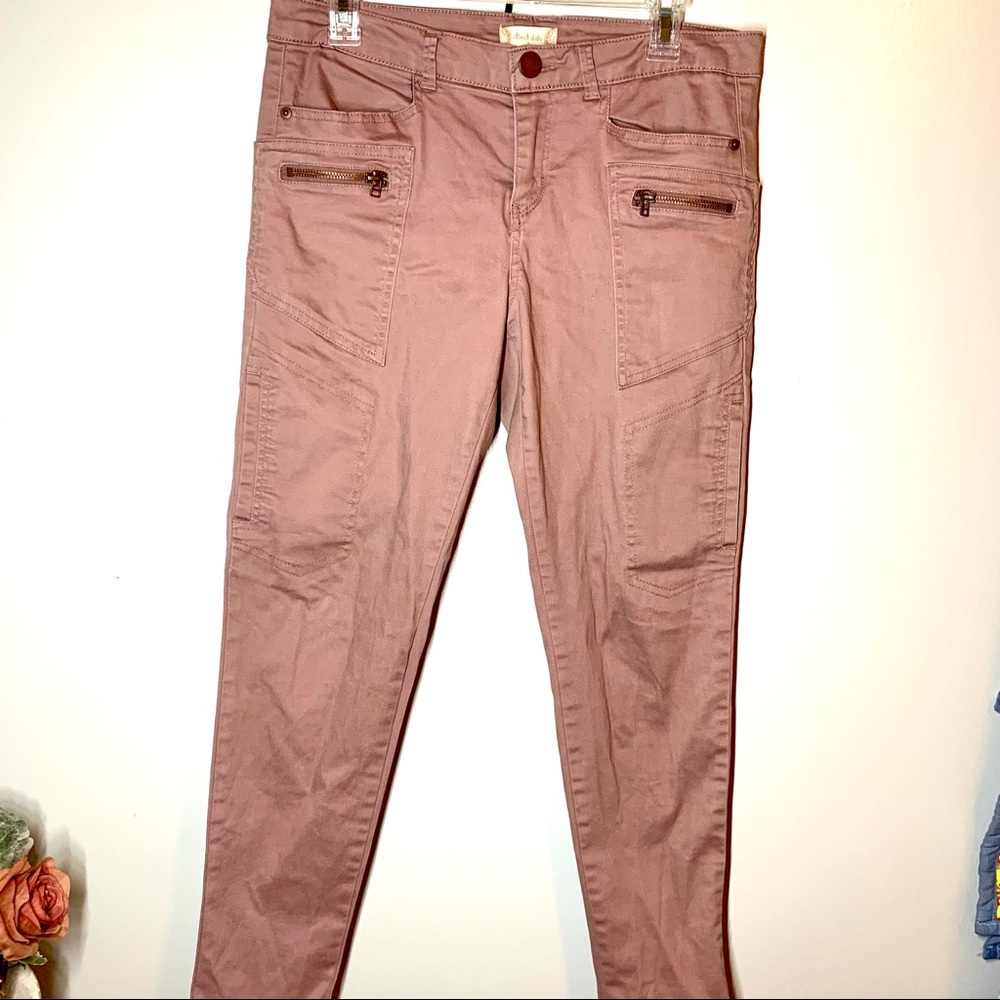 Altar’d State | Skinny Pants